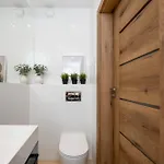 Premium Apartment Near Manufaktura 2 Bathrooms & Underground Parking Lejlighed Łódź