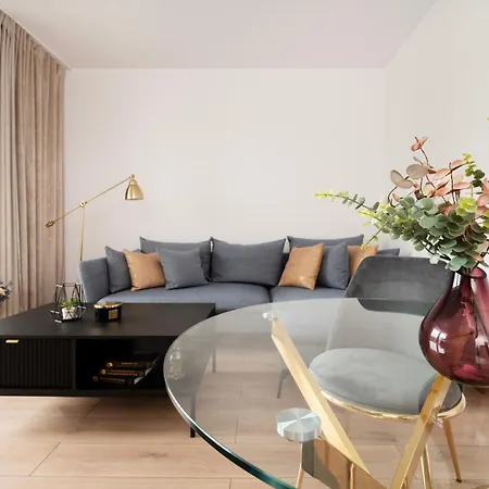 아파트 Premium Near Manufaktura 2 Bathrooms & Underground Parking