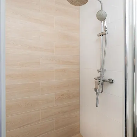 Manufaktura - Prestiż Z Garażem Podziemnym I Dwoma łazienkami Apartament *