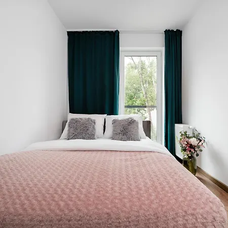 아파트 Premium Near Manufaktura 2 Bathrooms & Underground Parking 우치