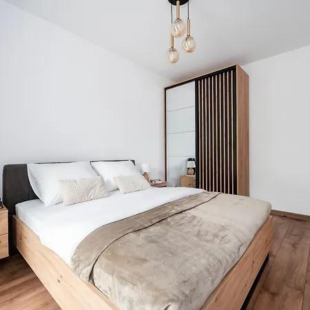 Manufaktura - Prestiż Z Garażem Podziemnym I Dwoma łazienkami *