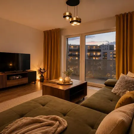 Premium Near Manufaktura 2 Bathrooms & Underground Parking *