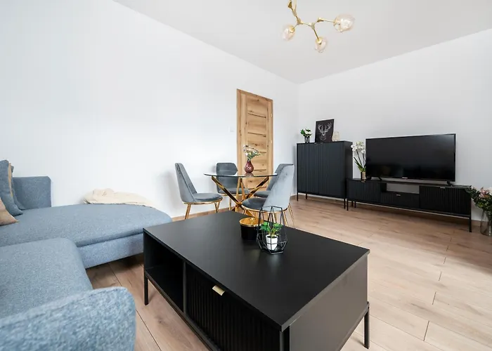 Manufaktura - Prestiz Z Garazem Podziemnym I Dwoma Lazienkami Λοτζ