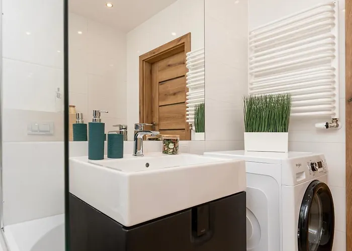 Manufaktura - Prestiz Z Garazem Podziemnym I Dwoma Lazienkami Λοτζ