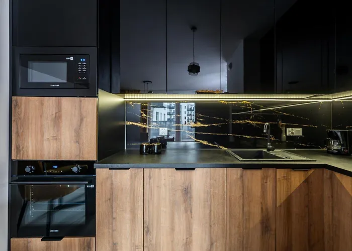 Manufaktura - Prestiz Z Garazem Podziemnym I Dwoma Lazienkami * Λοτζ